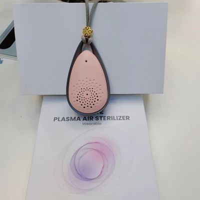 96 X 56 X 33mm Portable Air Filters Untuk Rumah 850mAh 0.2W Air Purifier leher