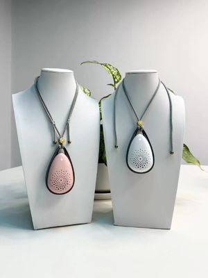 74g Pembersih Udara Plasma Hijau Ringan Efektif Dalam 50cm Radius 850 MAh Baterai